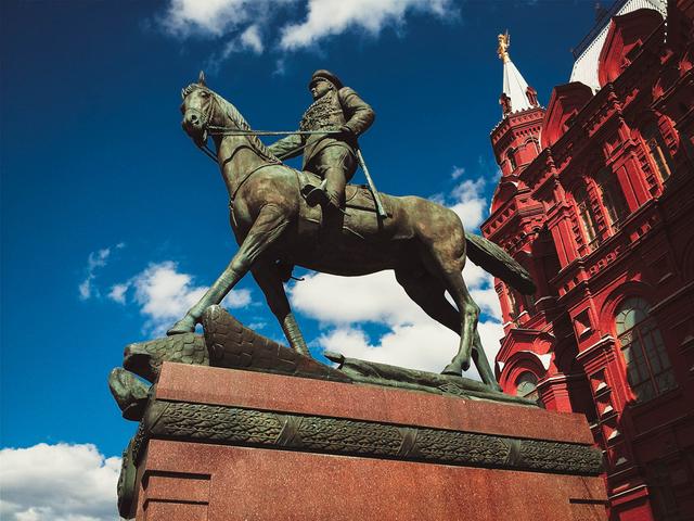 朱可夫元帅雕像