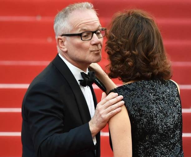 社交礼仪贴面礼的7个规则你知道几个cheekkissing