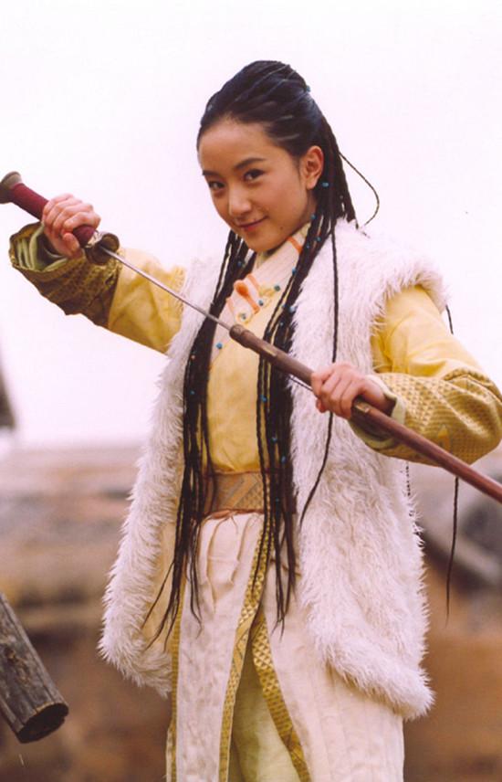 李倩和公认的"气质美人"俞飞鸿也合作过,是一部叫《无忧公主》的古装