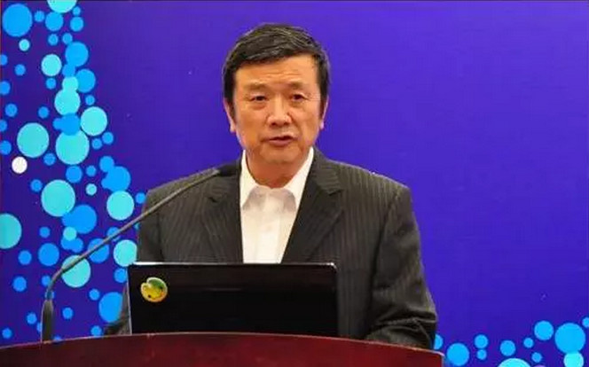 任正非的弟弟任树录.