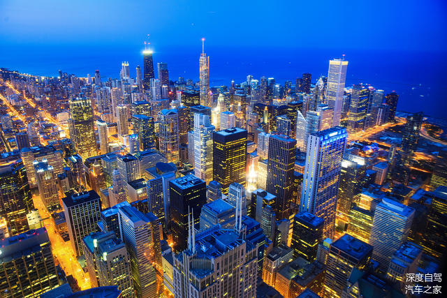 66号公路起点<a class='sina-wannar' href='https://www.wannar.com/usa/chicago-tour' target='_blank'>芝加哥</a>，以建筑著称的城市，这里有美国的第一高楼，这张照片就是我在14年拍摄于韦尔斯大厦
