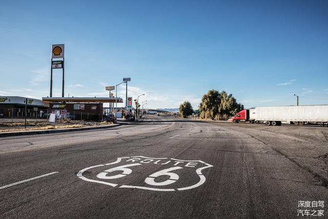 这里也是66号公路进入最后一个州加州的第一个重镇