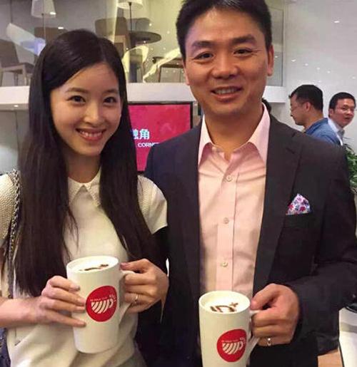 奶茶妹妹请美国半个时尚圈 刘强东动作频频 这对夫妻要干啥!