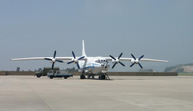 【航史今日】1998年3月14日:中国出口伊朗两架运8飞机