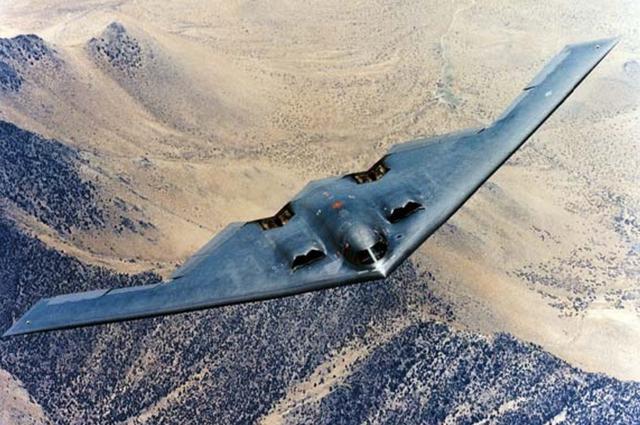 【军史】2008年2月23日:"堪萨斯幽灵号"b2战略隐形轰炸机失事坠毁