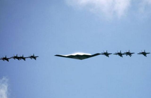 【军史】2008年2月23日:"堪萨斯幽灵号"b2战略隐形轰炸机失事坠毁